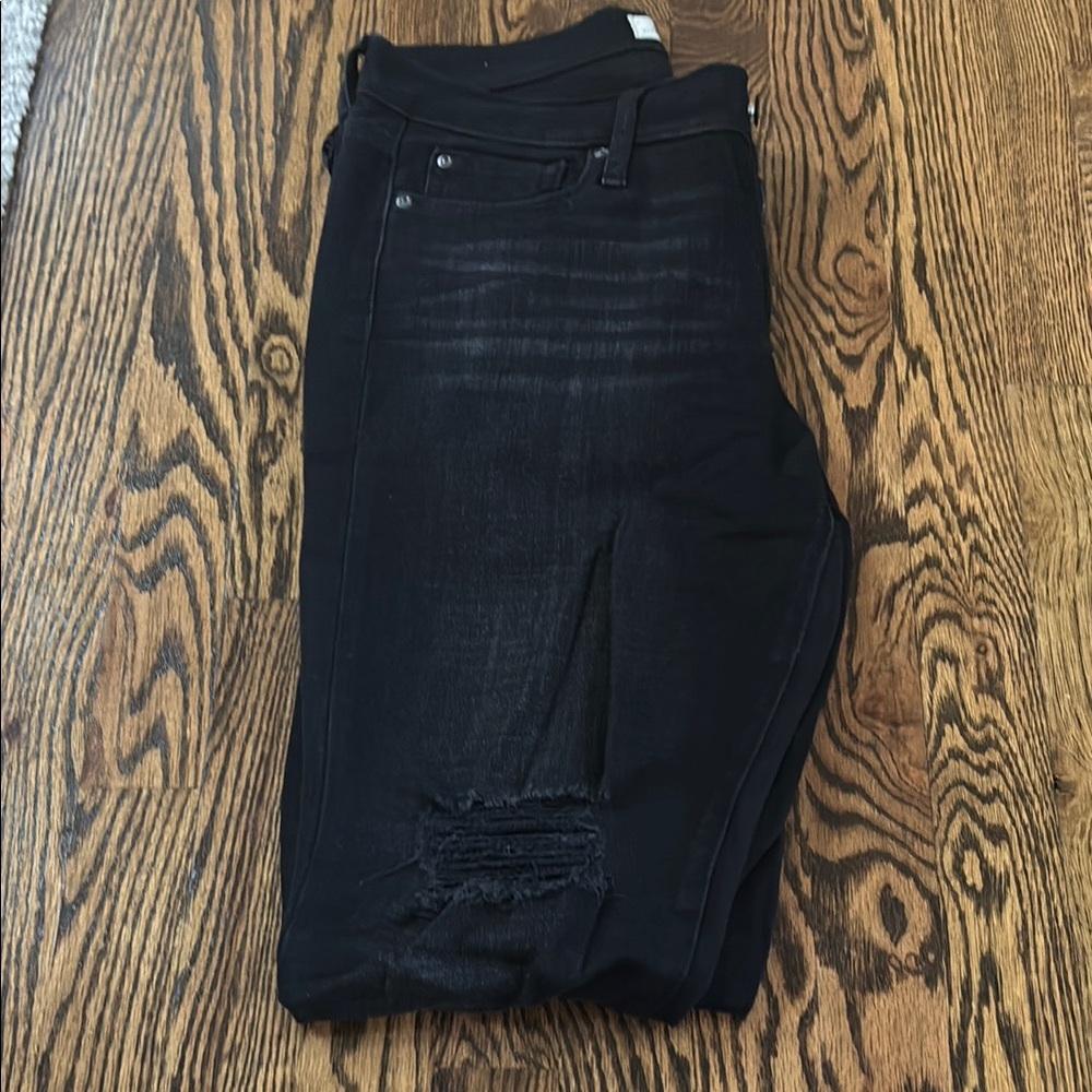 Gap Women's Black Distressed Jeans
